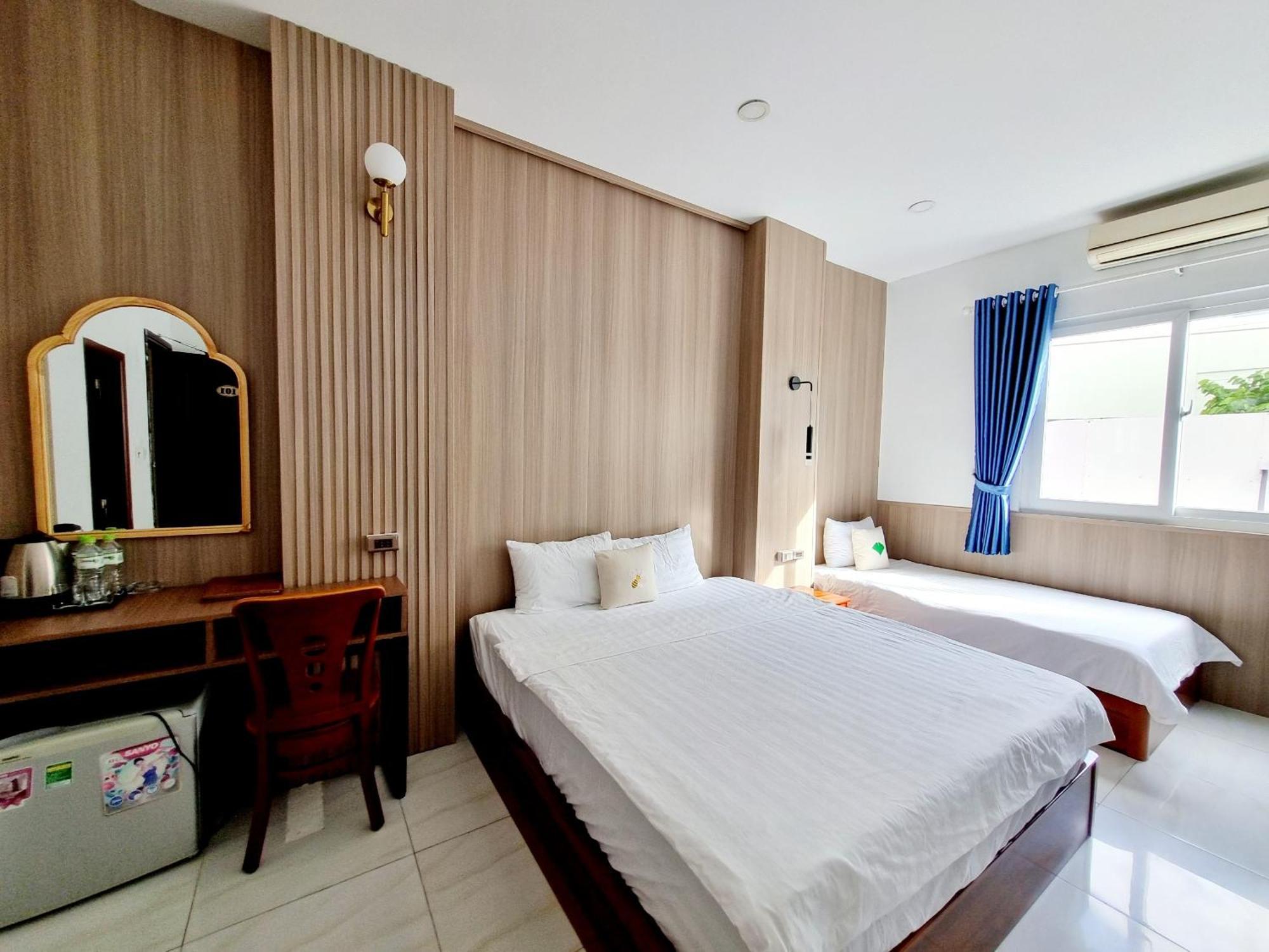 Minh Khue Hotel Vĩnh Long Exterior foto